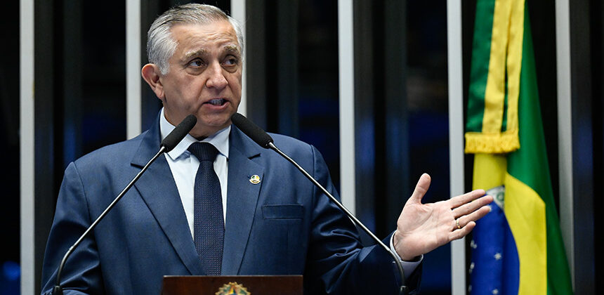Izalci anuncia pré-candidatura ao governo do DF