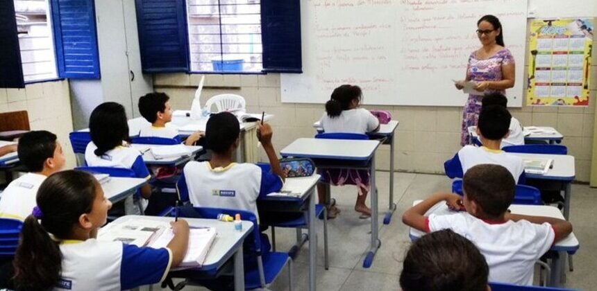 Oficina Legislativa promove premiação para estudantes e professores do DF