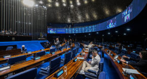 Senado fará debate sobre escala 6×1