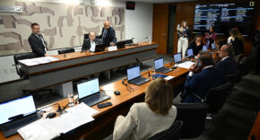 CAS aprova identificação biométrica de mães e bebês após o parto