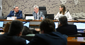 Na CRA, especialistas cobram regulamentação da Lei dos Agrotóxicos