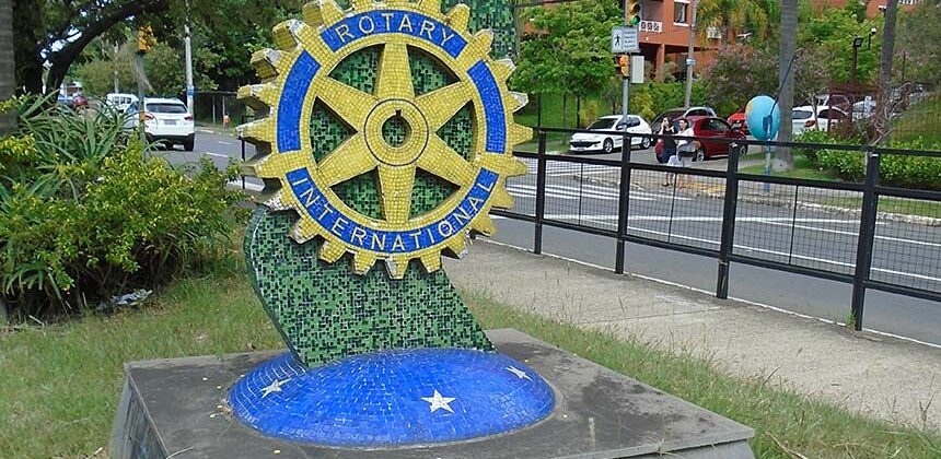 Lei reconhece dia dos rotaractianos, jovens com atuação humanitária