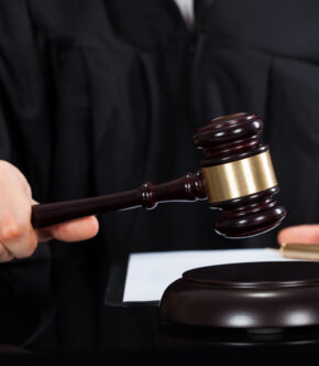 Lei aumenta penas para crimes sexuais contra crianças na internet
