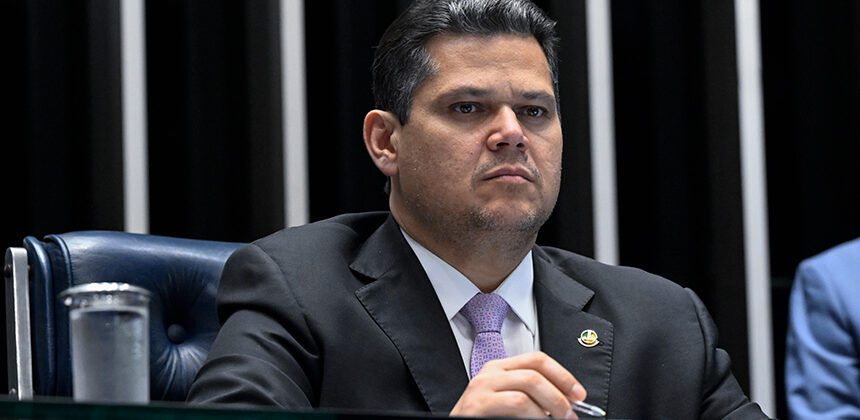 Davi divulga prioridades da pauta, incluindo fim da escala 6 x 1