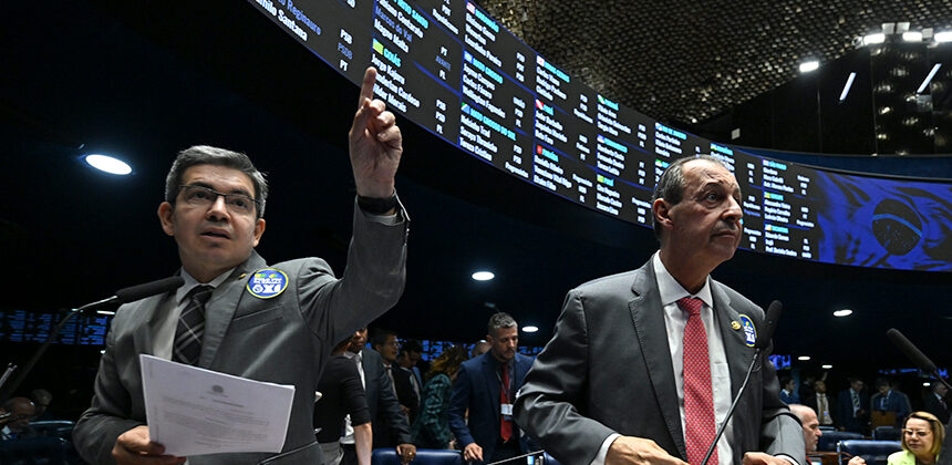 Aumento de pena para furto e roubo de combustíveis vai à sanção